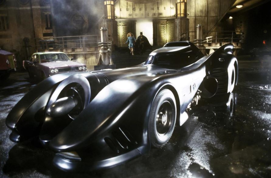 Batmobile parked outside Flugelheim Museum in Batman (1989) [1]